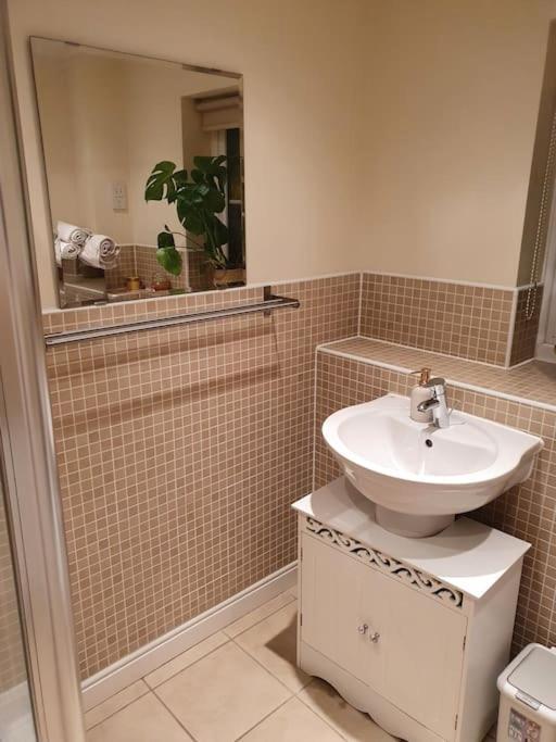 Beautiful Ensuite Room 웰링버러 외부 사진